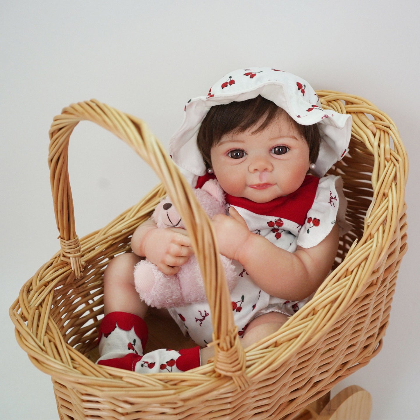 Brastoy Boneca Bebê Reborn Pintada Realista Menina 48cm De Silicone OTA-IG597CS