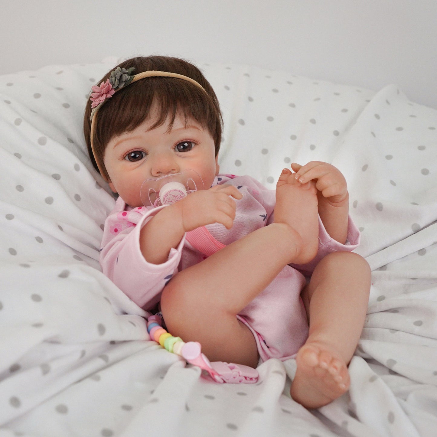 Brastoy Bebê Reborn Pintada Realista Boneca Menina Silicone 48cm OTA-IG599CS