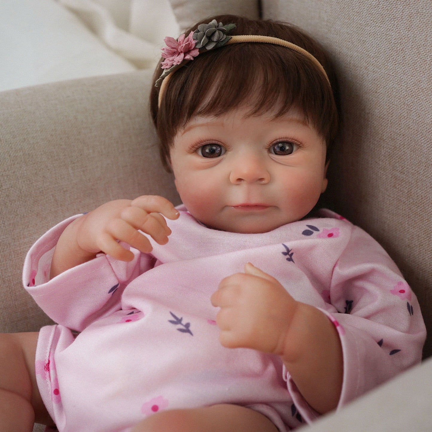 Brastoy Bebê Reborn Pintada Realista Boneca Menina Silicone 48cm OTA-IG599CS