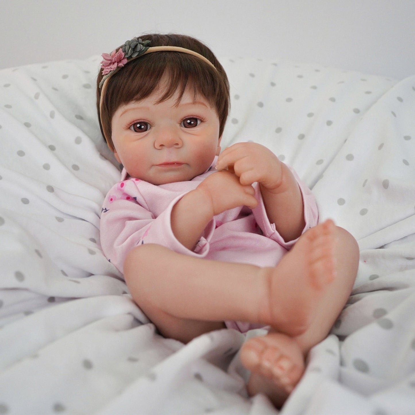 Brastoy Bebê Reborn Pintada Realista Boneca Menina Silicone 48cm OTA-IG599CS