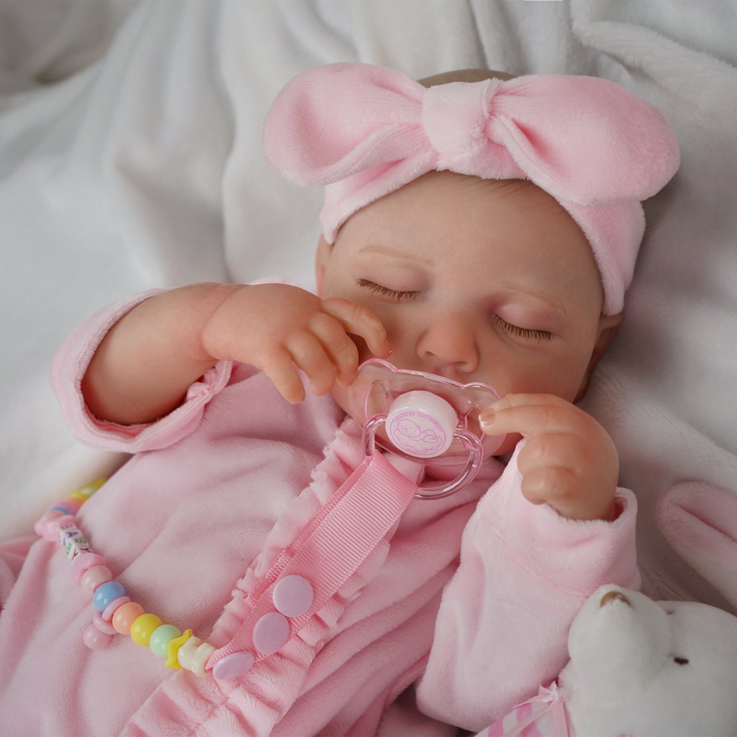 Brastoy Pintada Boneca Bebê Reborn Silicone Menina Olhos Castanhos 48cmOTA-IG573CS